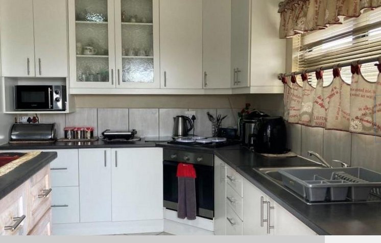3 Bedroom Property for Sale in Kidds Beach Eastern Cape